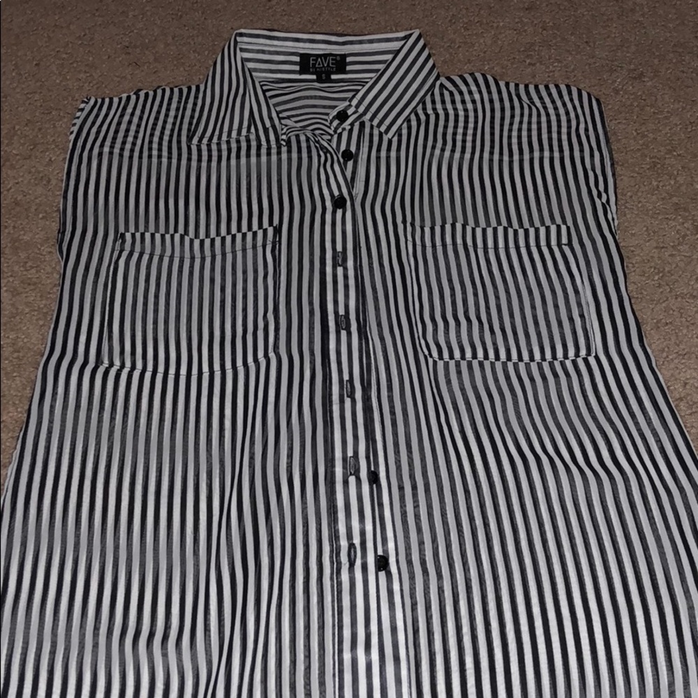 Top / Blouse - Picture 3 of 3